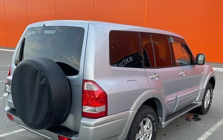 Mitsubishi Pajero III рестайлинг, 2004 год, 950 000 рублей, 9 фотография