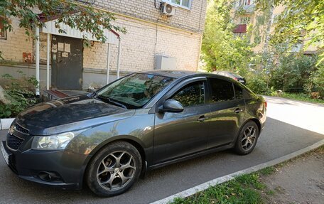 Chevrolet Cruze II, 2011 год, 525 000 рублей, 3 фотография