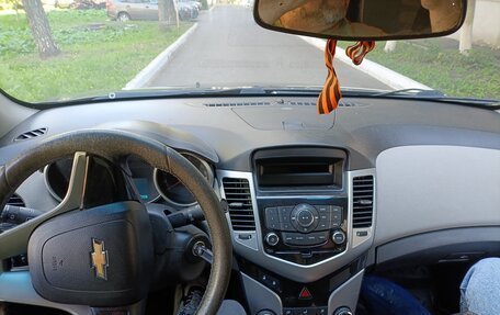 Chevrolet Cruze II, 2011 год, 525 000 рублей, 6 фотография