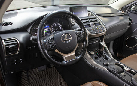 Lexus NX I, 2017 год, 3 249 000 рублей, 15 фотография