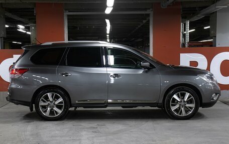 Nissan Pathfinder, 2015 год, 1 698 000 рублей, 4 фотография