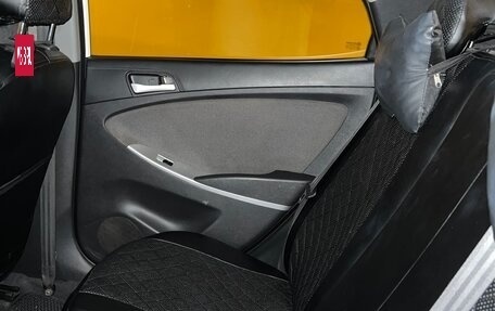 Hyundai Solaris II рестайлинг, 2011 год, 700 000 рублей, 11 фотография