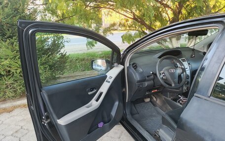 Toyota Yaris III рестайлинг, 2008 год, 650 000 рублей, 9 фотография