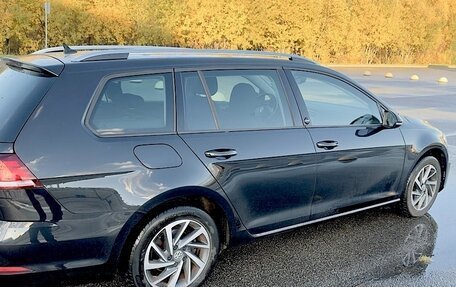 Volkswagen Golf VII, 2017 год, 1 550 000 рублей, 6 фотография