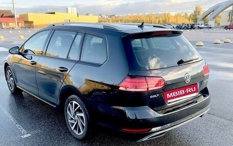 Volkswagen Golf VII, 2017 год, 1 550 000 рублей, 2 фотография