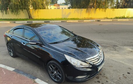 Hyundai Sonata VI, 2011 год, 1 200 000 рублей, 2 фотография