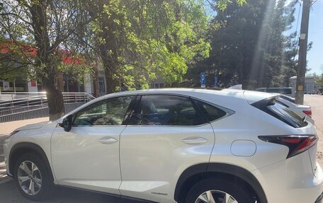 Lexus NX I, 2015 год, 2 750 000 рублей, 8 фотография