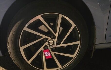 Skoda Rapid I, 2016 год, 900 000 рублей, 25 фотография