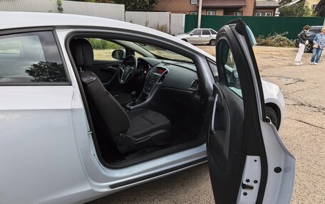 Opel Astra J, 2012 год, 900 000 рублей, 3 фотография