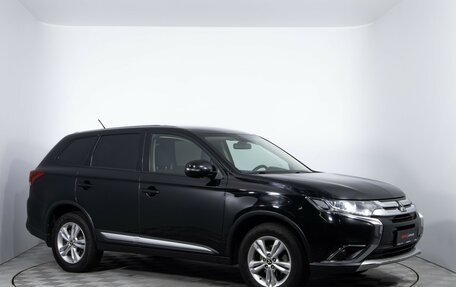 Mitsubishi Outlander III рестайлинг 3, 2015 год, 1 440 000 рублей, 3 фотография