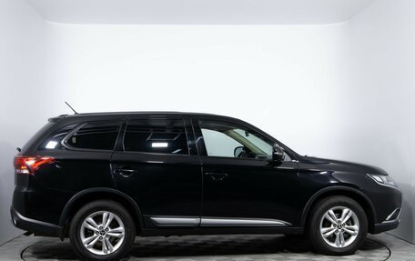 Mitsubishi Outlander III рестайлинг 3, 2015 год, 1 440 000 рублей, 4 фотография