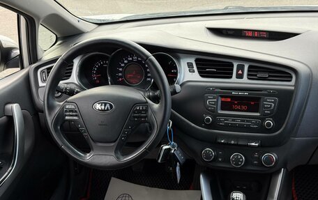 KIA cee'd III, 2013 год, 1 050 000 рублей, 21 фотография