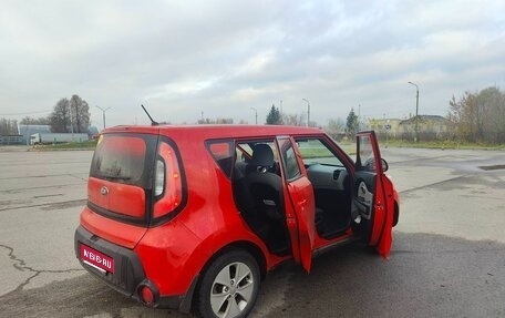 KIA Soul II рестайлинг, 2015 год, 1 050 000 рублей, 1 фотография