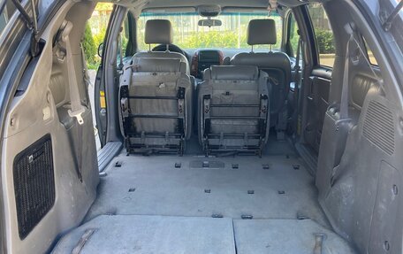 Toyota Sienna II рестайлинг, 2003 год, 1 110 000 рублей, 13 фотография