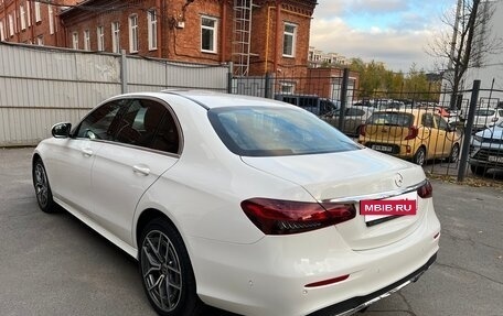 Mercedes-Benz E-Класс, 2021 год, 4 100 000 рублей, 4 фотография