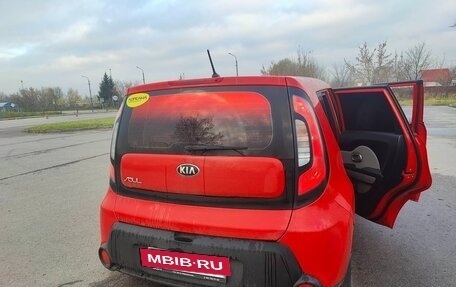 KIA Soul II рестайлинг, 2015 год, 1 050 000 рублей, 2 фотография