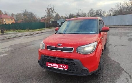 KIA Soul II рестайлинг, 2015 год, 1 050 000 рублей, 11 фотография