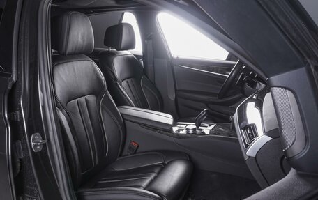 BMW 5 серия, 2019 год, 3 640 000 рублей, 8 фотография