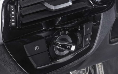 BMW 5 серия, 2019 год, 3 640 000 рублей, 22 фотография