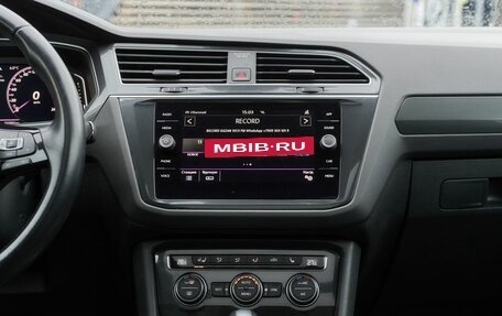 Volkswagen Tiguan II, 2019 год, 3 585 000 рублей, 17 фотография