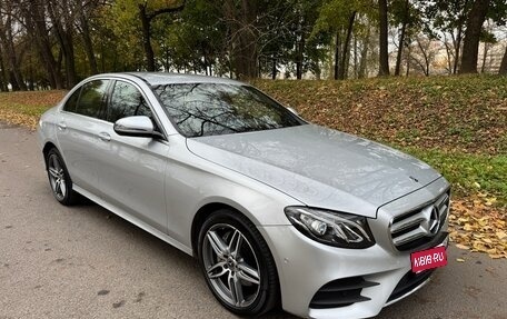 Mercedes-Benz E-Класс, 2018 год, 3 850 000 рублей, 1 фотография