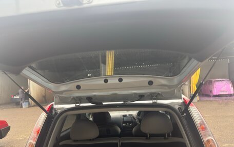 Mitsubishi Colt VI рестайлинг, 2003 год, 360 000 рублей, 4 фотография