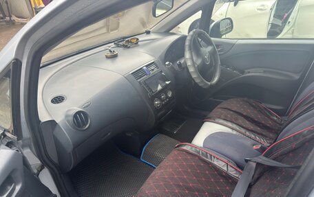 Mitsubishi Colt VI рестайлинг, 2003 год, 360 000 рублей, 8 фотография