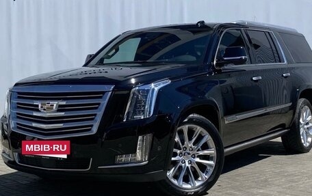 Cadillac Escalade IV, 2018 год, 12 500 000 рублей, 2 фотография