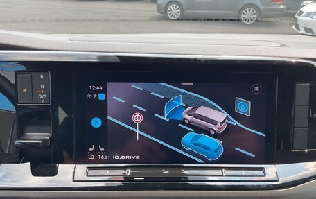 Volkswagen Multivan, 2022 год, 4 750 000 рублей, 26 фотография