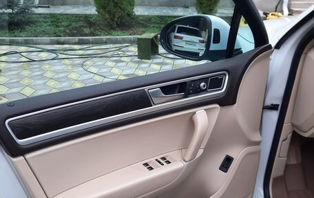 Volkswagen Touareg III, 2015 год, 3 550 000 рублей, 6 фотография