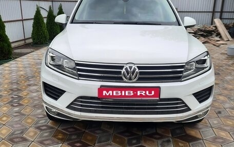 Volkswagen Touareg III, 2015 год, 3 550 000 рублей, 1 фотография