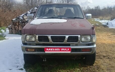 Nissan Datsun D21, 1993 год, 800 000 рублей, 2 фотография