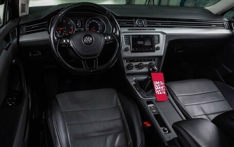 Volkswagen Passat B8 рестайлинг, 2015 год, 1 154 000 рублей, 6 фотография