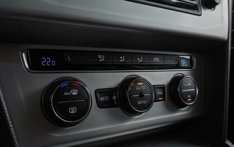 Volkswagen Passat B8 рестайлинг, 2015 год, 1 154 000 рублей, 21 фотография