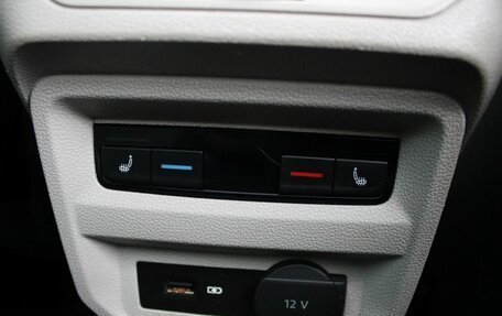 Volkswagen Tiguan II, 2018 год, 2 599 000 рублей, 30 фотография