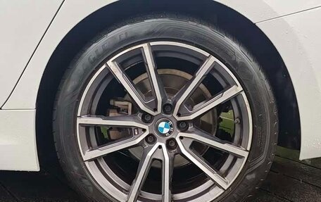 BMW 3 серия, 2021 год, 2 900 000 рублей, 10 фотография