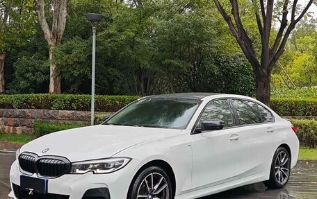 BMW 3 серия, 2021 год, 2 900 000 рублей, 13 фотография