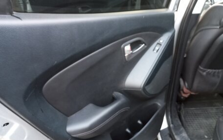 Hyundai ix35 I рестайлинг, 2012 год, 1 225 000 рублей, 8 фотография