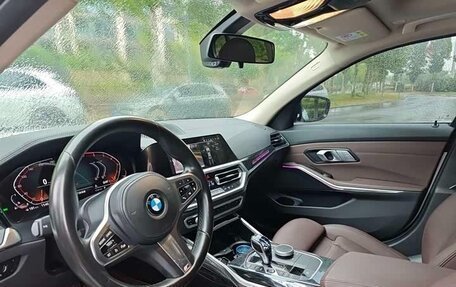 BMW 3 серия, 2021 год, 2 900 000 рублей, 16 фотография