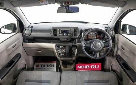 Toyota Passo III, 2018 год, 800 000 рублей, 8 фотография