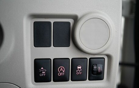Toyota Passo III, 2018 год, 800 000 рублей, 13 фотография