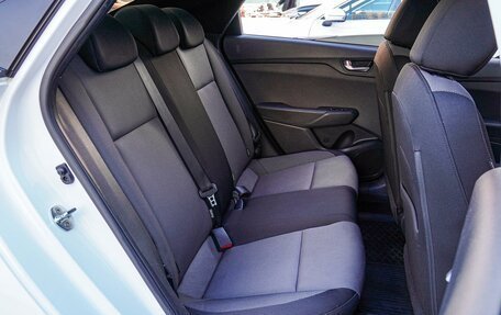 Hyundai Solaris II рестайлинг, 2021 год, 1 680 000 рублей, 7 фотография