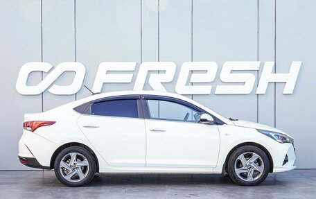 Hyundai Solaris II рестайлинг, 2021 год, 1 680 000 рублей, 5 фотография