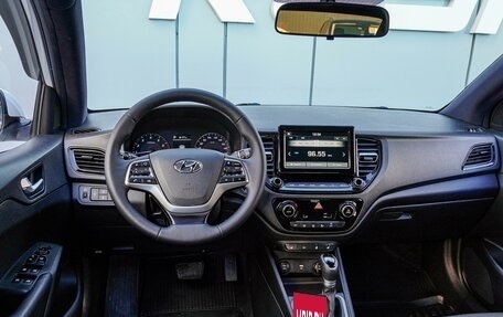 Hyundai Solaris II рестайлинг, 2021 год, 1 680 000 рублей, 6 фотография