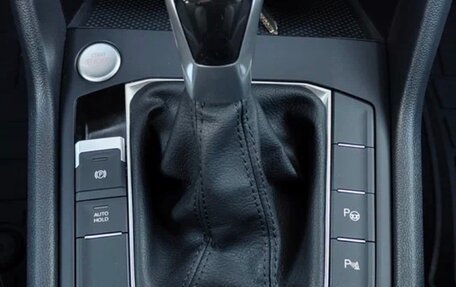 Volkswagen Taos, 2022 год, 2 970 000 рублей, 7 фотография
