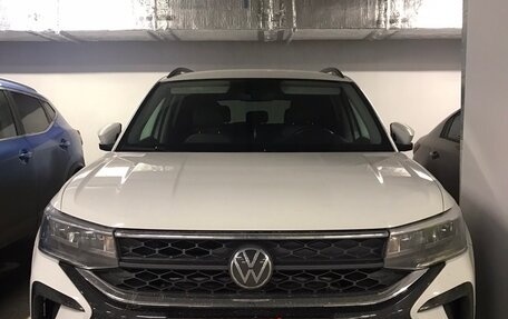 Volkswagen Taos, 2022 год, 2 970 000 рублей, 6 фотография