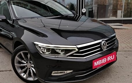 Volkswagen Passat B8 рестайлинг, 2020 год, 2 659 000 рублей, 10 фотография