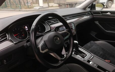 Volkswagen Passat B8 рестайлинг, 2020 год, 2 659 000 рублей, 37 фотография
