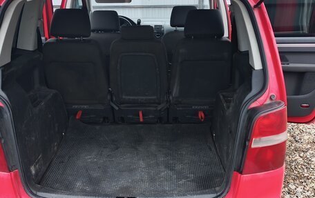 Volkswagen Touran III, 2004 год, 420 000 рублей, 11 фотография