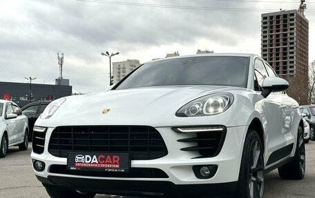Porsche Macan I рестайлинг, 2018 год, 3 299 000 рублей, 2 фотография